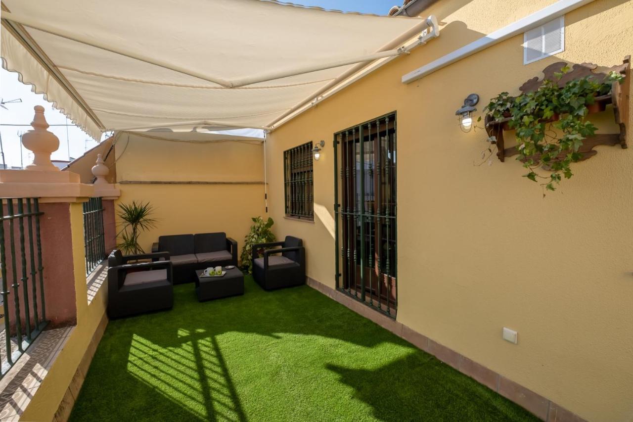 Triana Penthouse Apartment Seville Exterior photo