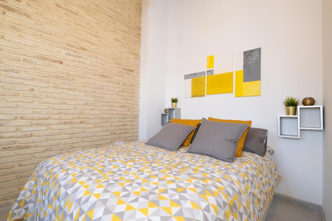 Triana Penthouse Apartment Seville Exterior photo